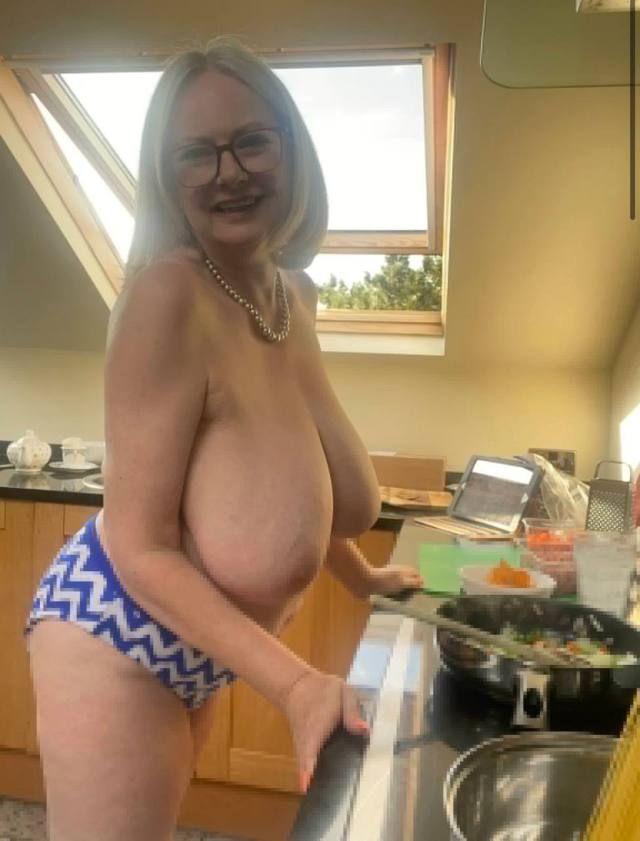 First time? hit me up as I handle shy guy... WORK ALONE , NO PIMP, NO MISTRESS . 1 515-372-0706 YOU'RE 100 SAFE - Image 2